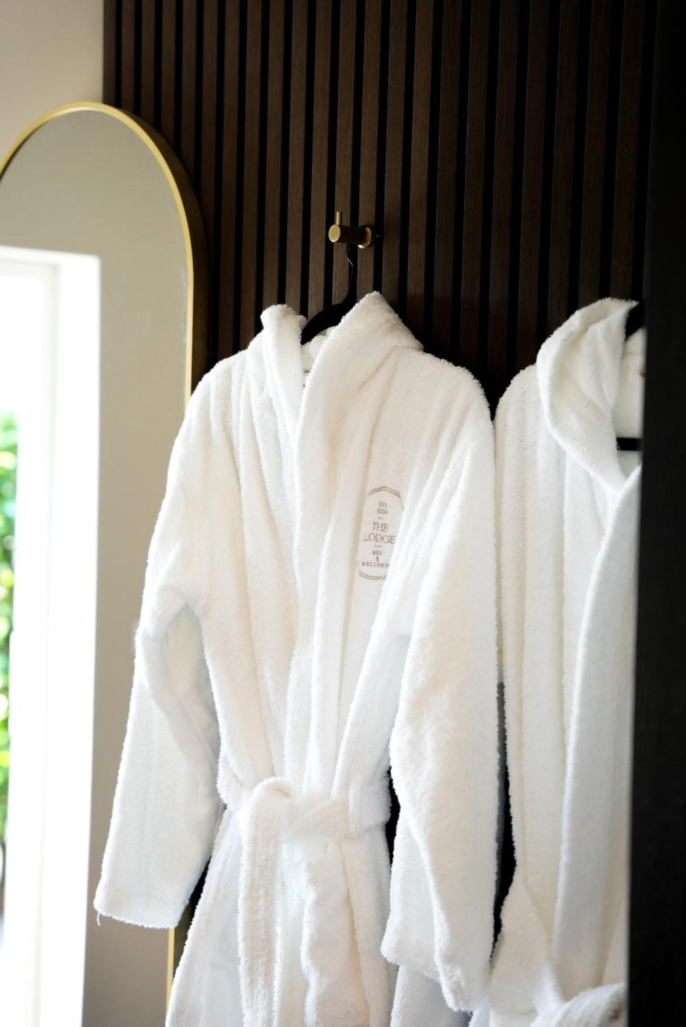 The Bed & Wellness Oisterwijk Sauna, Jacuzzi, Luxury * Moergestel